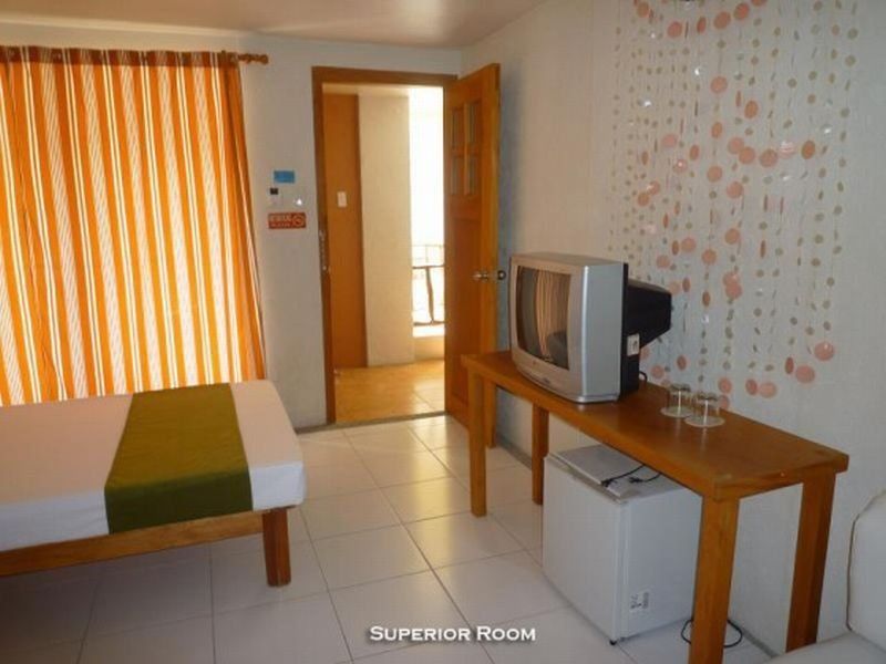 Mr Holidays Hotel Balabag  Exterior foto