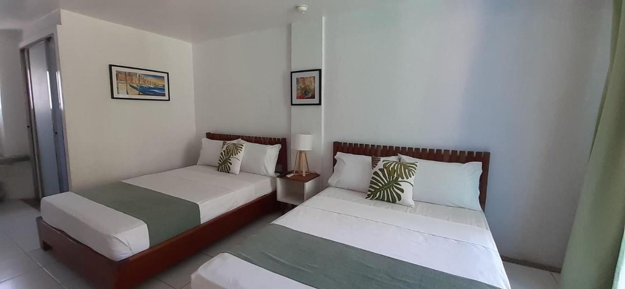 Mr Holidays Hotel Balabag  Exterior foto